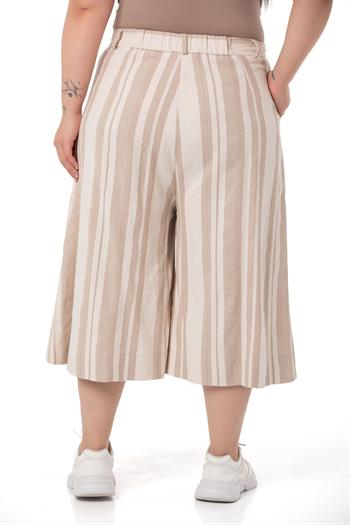 Plus Size Wide Leg Pocket Bermuda BeigeTrousers