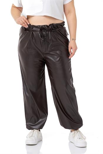 Büyük Beden Paçası Büzgü Detaylı Deri Koyu Kahverengi Pantolon