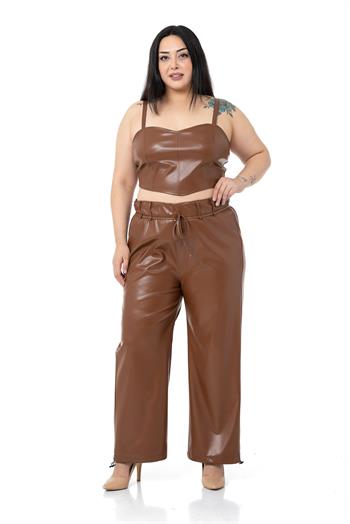 Büyük Beden Paçası Büzgü Detaylı Deri Kahverengi Pantolon