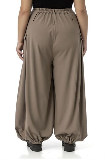 Büyük Beden Şalvar Kesim Beli Arkadan ve Paçası Lastikli Derin Plikaşe Detaylı Vizon Pantolon