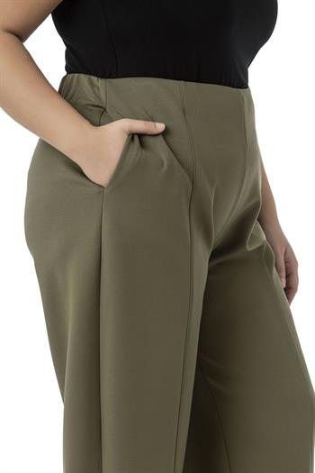 Büyük Beden Yarım Şalvar Beli Arkadan Lastikli Cepli Haki Pantolon