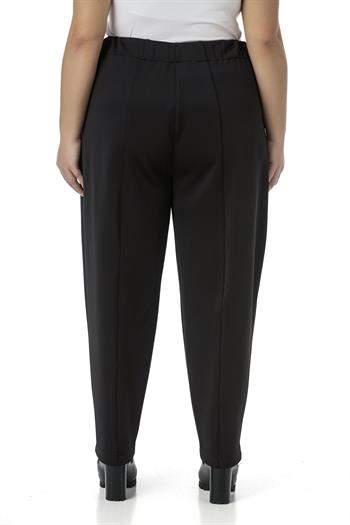 Büyük Beden Yarım Şalvar Beli Arkadan Lastikli Cepli Siyah Pantolon