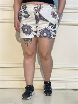 Plus Size Elastic Waist Linen Patterned Double Pocket Shorts İndigo