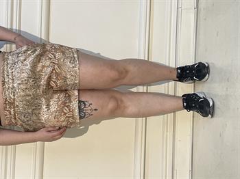 Plus Size Patterned Satin Brick Shorts with Elastic Waist and Side Pockets