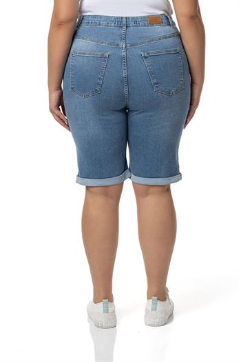 Plus Size Five Pocket Denim Light Blue Shorts with Folded Legs