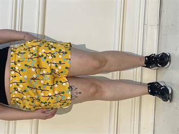 Plus Size Yellow Cherry Patterned Shorts with Double Side Pockets