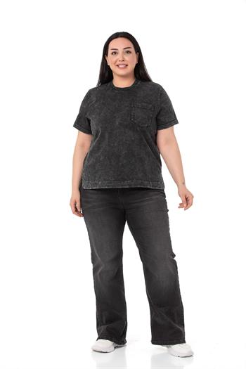 Plus Size Piece Dyed Crew Neck Curved Slit Black T-shirt