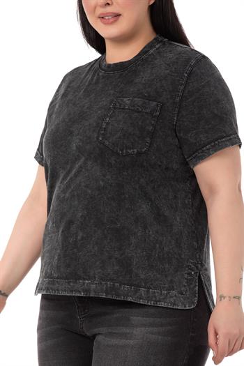Plus Size Piece Dyed Crew Neck Curved Slit Black T-shirt