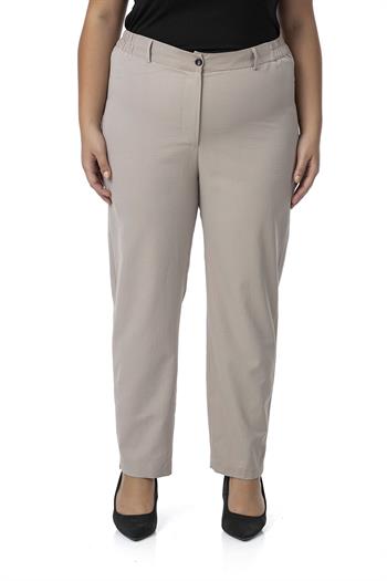 Büyük Beden Beli Arkadan Lastikli Fermuar Kapamalı Dar Paça Paraşüt Kumaş Bej Pantolon