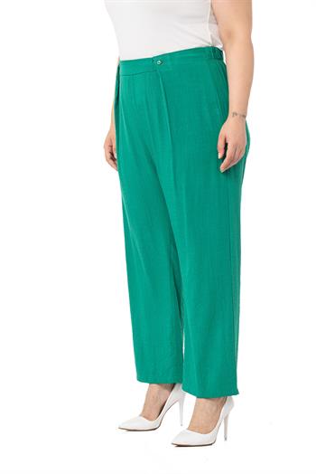 Büyük Beden Beli Lastikli Önden Düğme Detaylı Arkası Cepli Geniş Paça Yeşil Pantolon