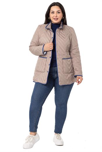 Büyük Beden Dik Yaka Çıt Çıt Kapamalı Kapitone Bej Mont