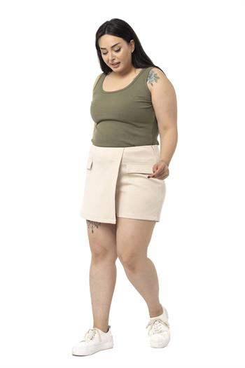 Büyük Beden Etek Görünümlü Yandan Fermuarlı Ekru Şort