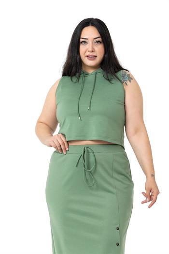 Büyük Beden Sıfır Kol Kapüşonlu Crop Bluz ve Maksi Boy Düğme Süslemeli Dar Etek Mint İkili Takım
