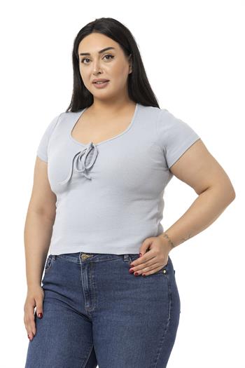 Büyük Beden Yarım Kollu Göğüste Bağcık Detaylı Kaşkorse Gri Body