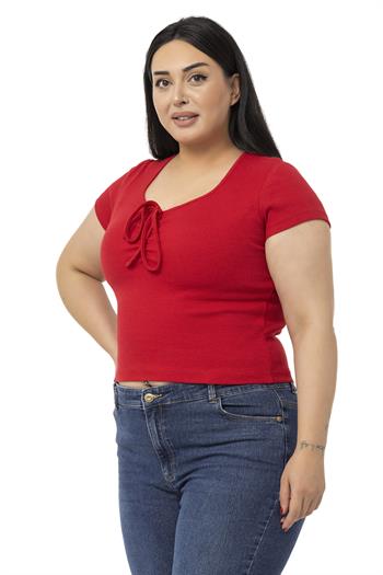 Büyük Beden Yarım Kollu Göğüste Bağcık Detaylı Kaşkorse Kırmızı Body