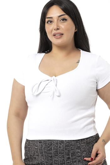 Büyük Beden Yarım Kollu Göğüste Bağcık Detaylı Kaşkorse Beyaz Body