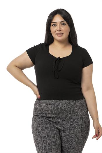 Büyük Beden Yarım Kollu Göğüste Bağcık Detaylı Kaşkorse Siyah Body