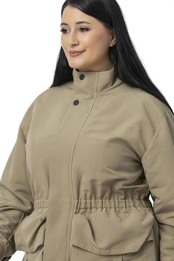 Büyük Beden Çıtçıt ve Fermuar Kapamalı Beli Büzgülü Astarlı Çağla Yeşili Trençkot