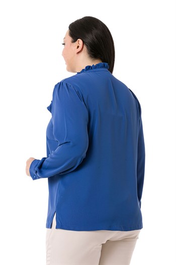Büyük Beden Yaka ve Göğüste Fırfır Detaylı Yanı Yırtmaçlı İndigo Bluz