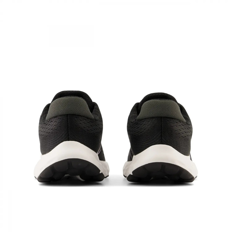 New Balance 520 Siyah Kadın Koşu Ayakkabı W520LB8