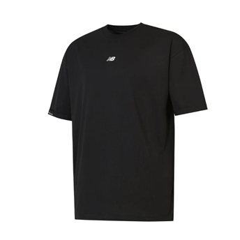 New Balance Lifestyle Unisex Siyah Tişört UNT3417