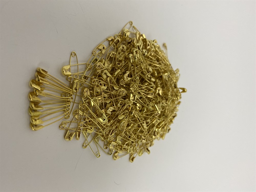 ÇENGELLİ İĞNE ALTIN