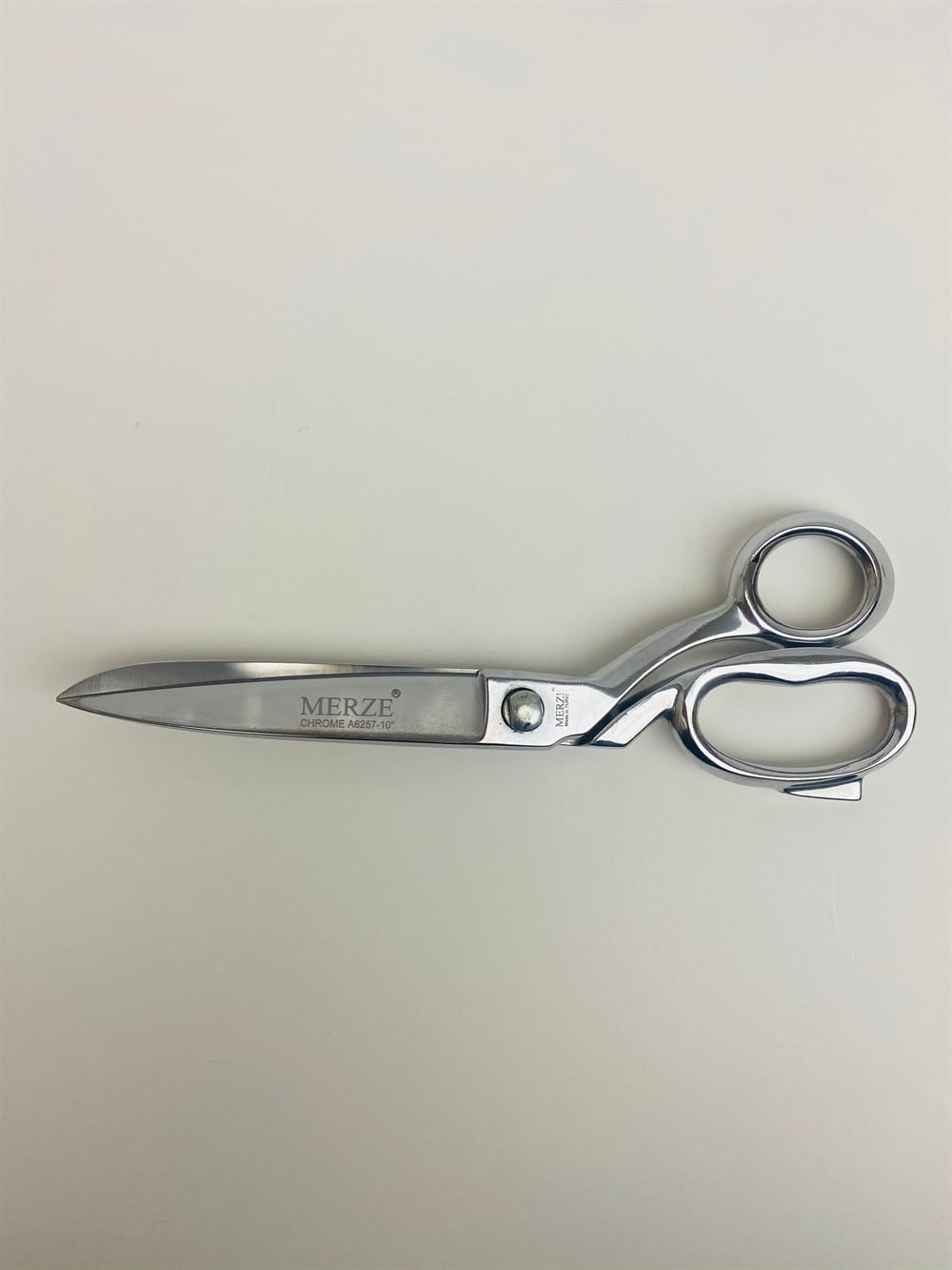 Merze Krom Kaplı Somunlu Makas 25.40cm / A6257-10 No