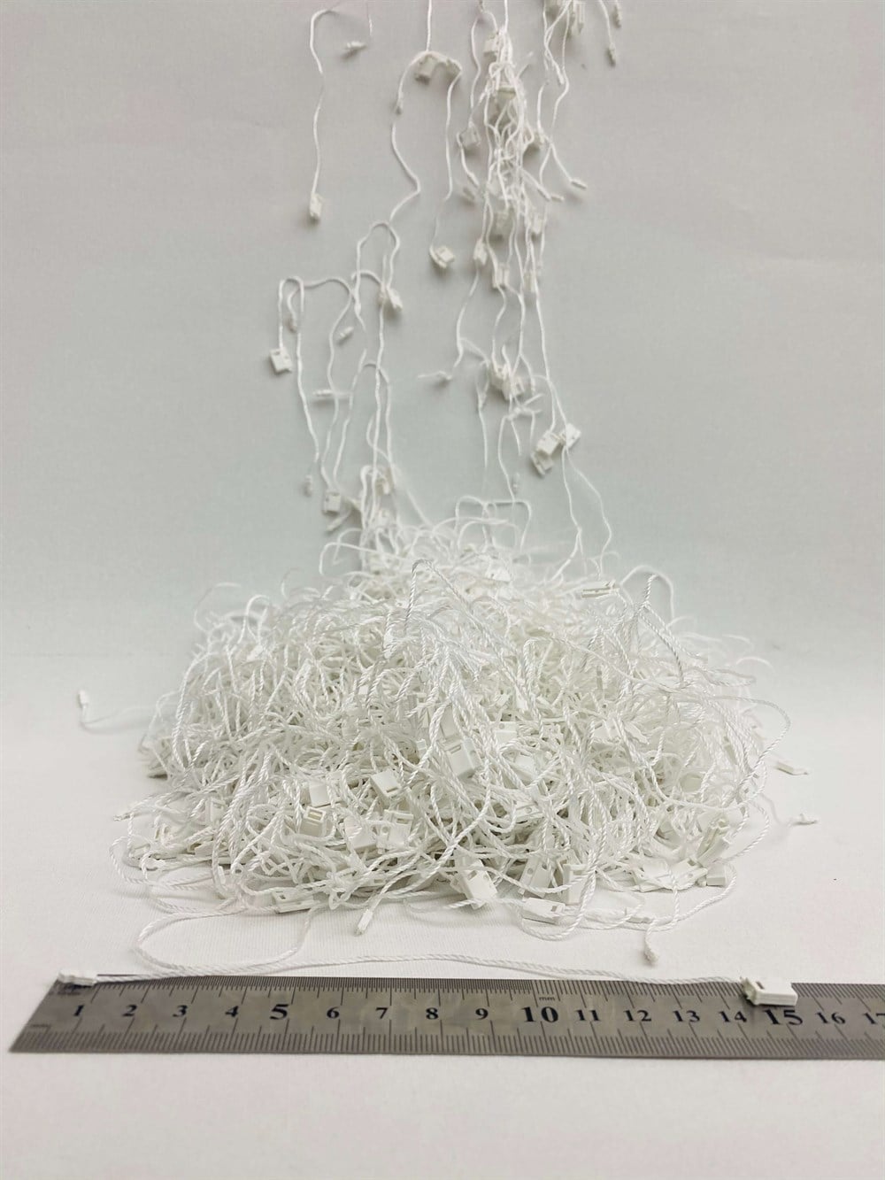 GÖĞÜS KARTI İPİ BEYAZ (1000 ADET)