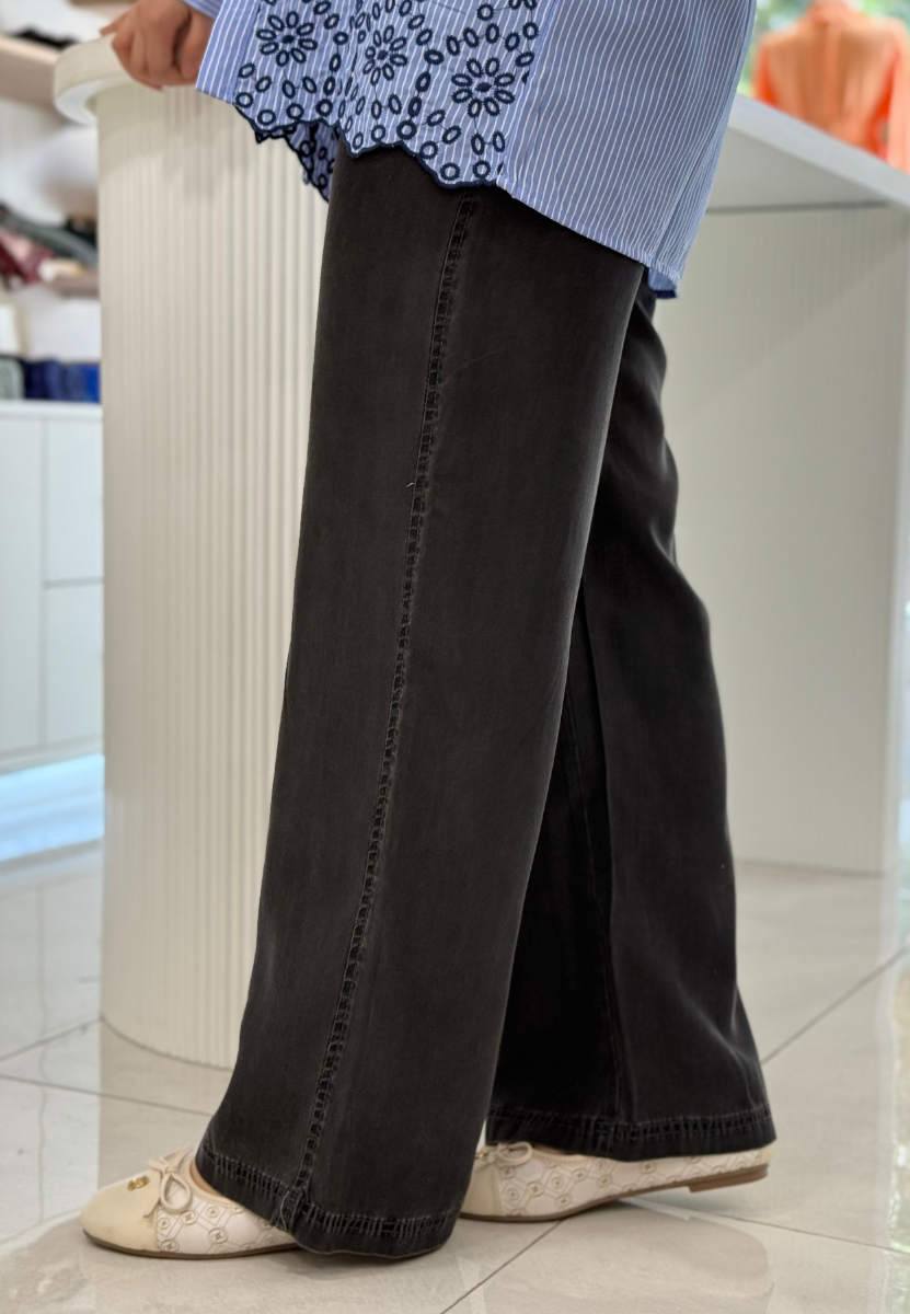 Siyah Tensel Pantolon