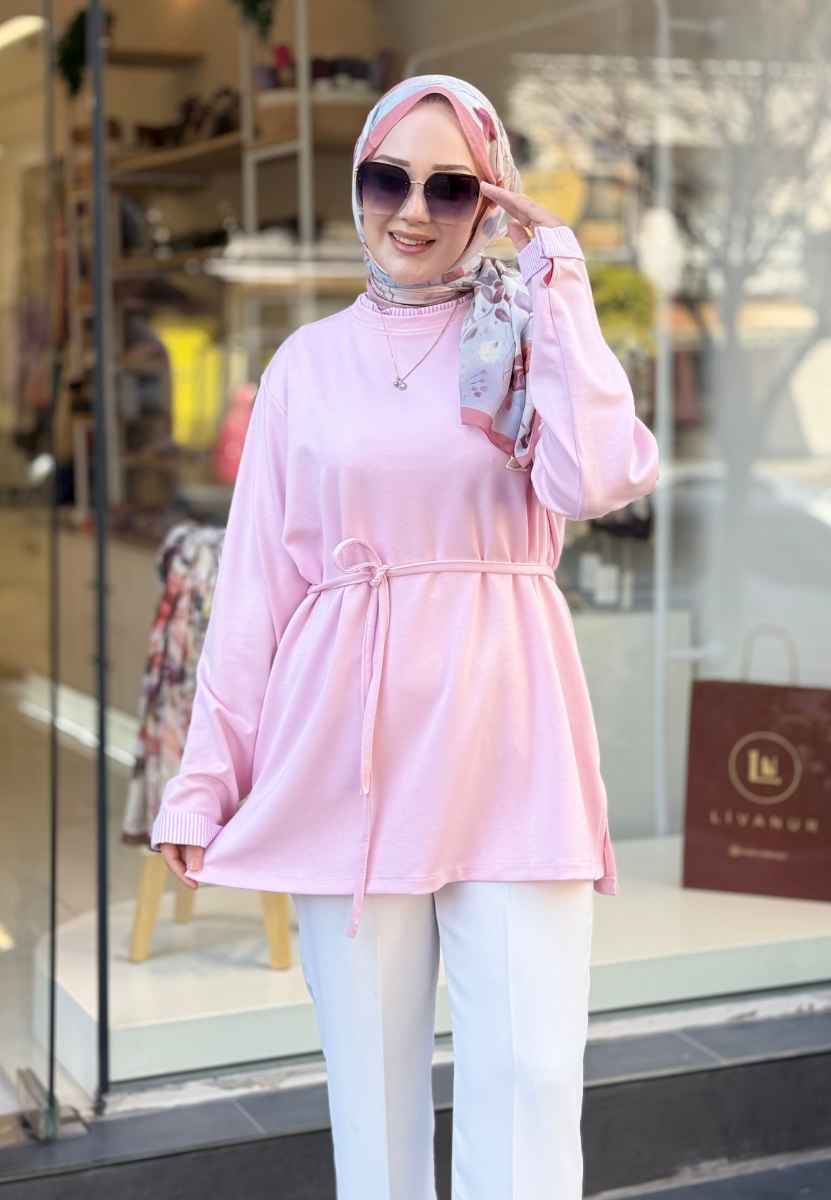 Elia Pembe Sweat