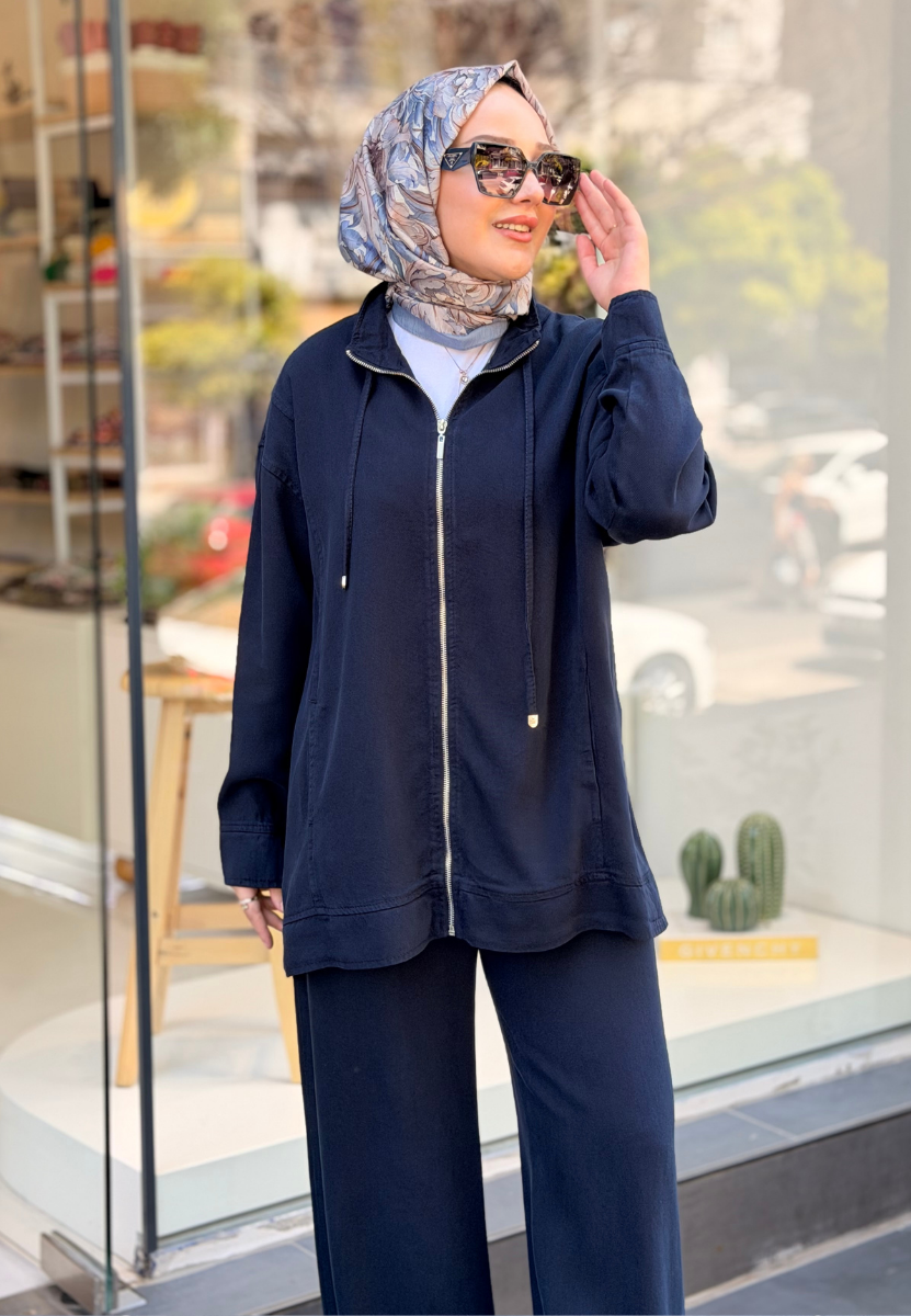 Ezgi Lacivert Tensel Takım