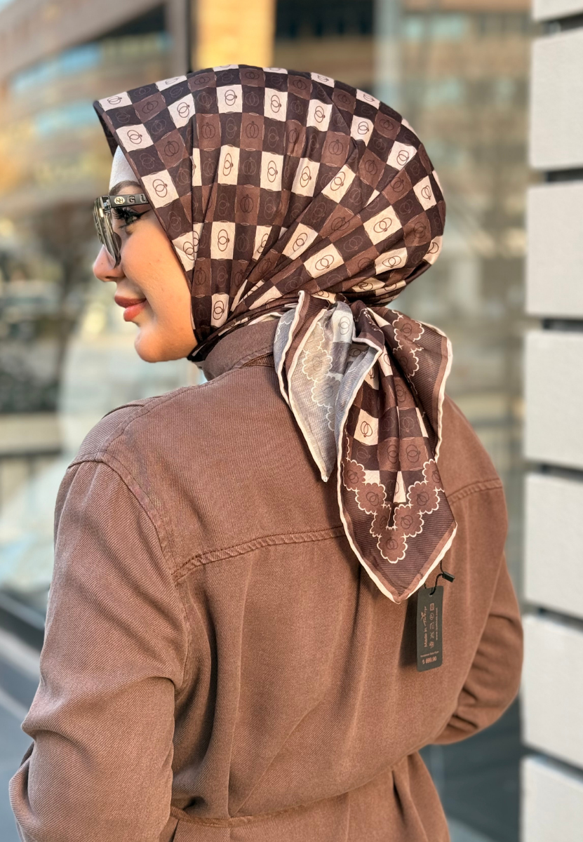 Kahve Monogram Eşarp
