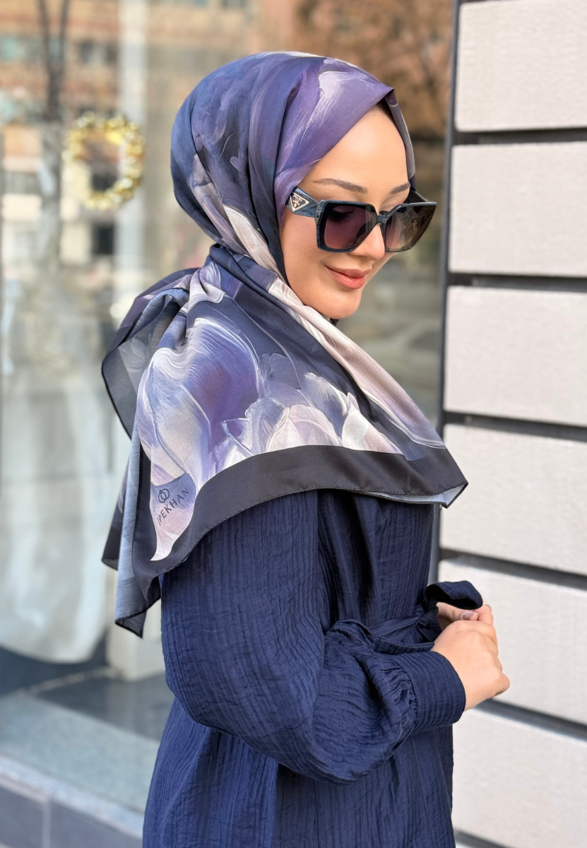 Lacivert Lale Desenli Pamuk Şal
