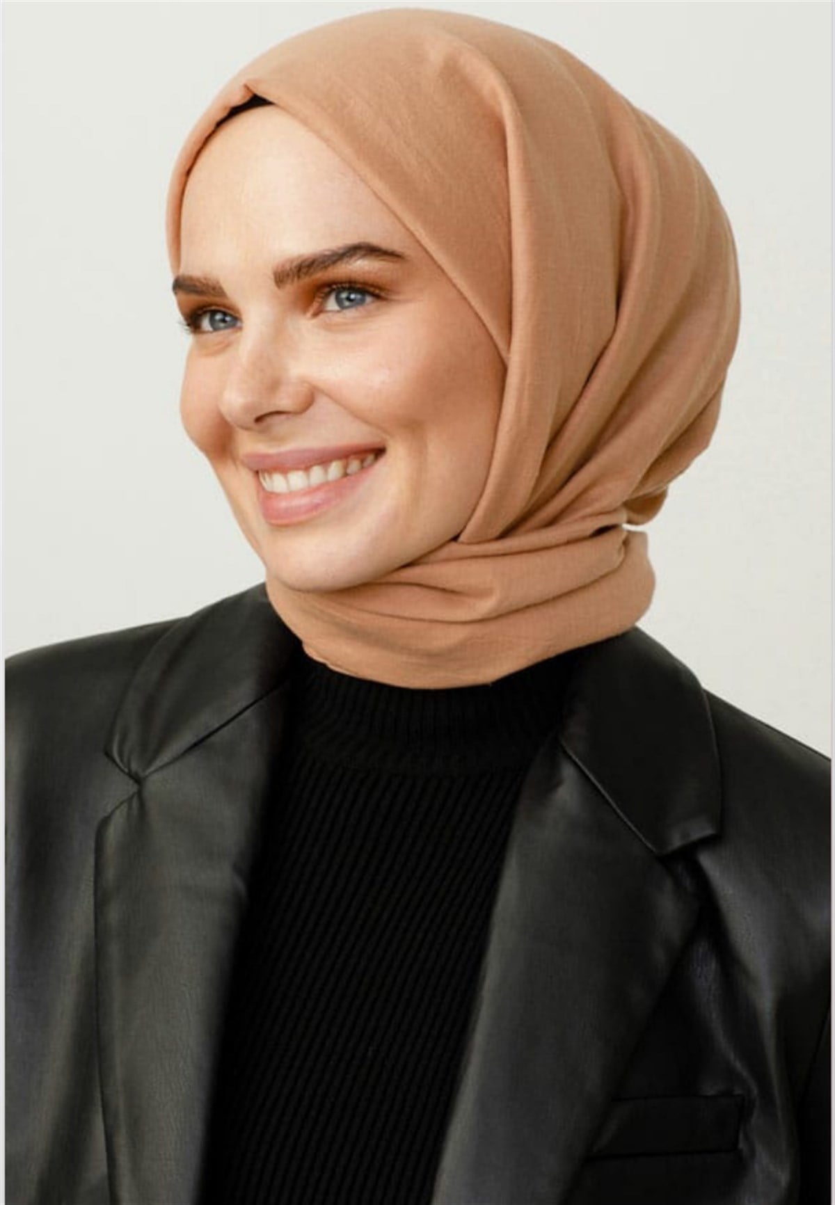 Pamuk Kraş Şal Nude