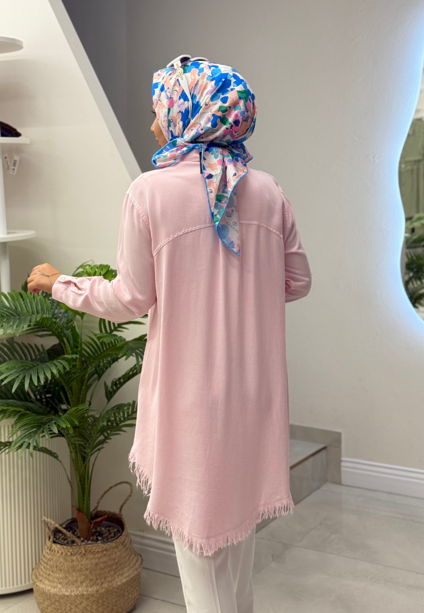 Pembe Püsküllü Tensel Gömlek