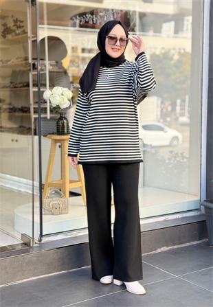 Helin Siyah Triko