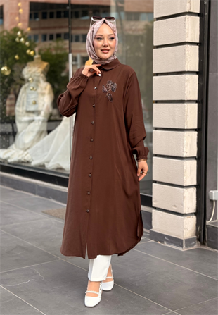 Kahverengi Taşlı Krep Tunik