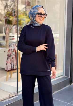 Lacivert Vian Takım