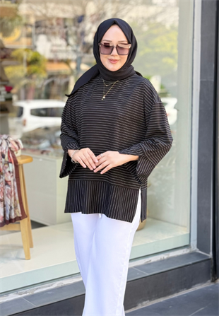 Siyah İnce Çizgili Sweat