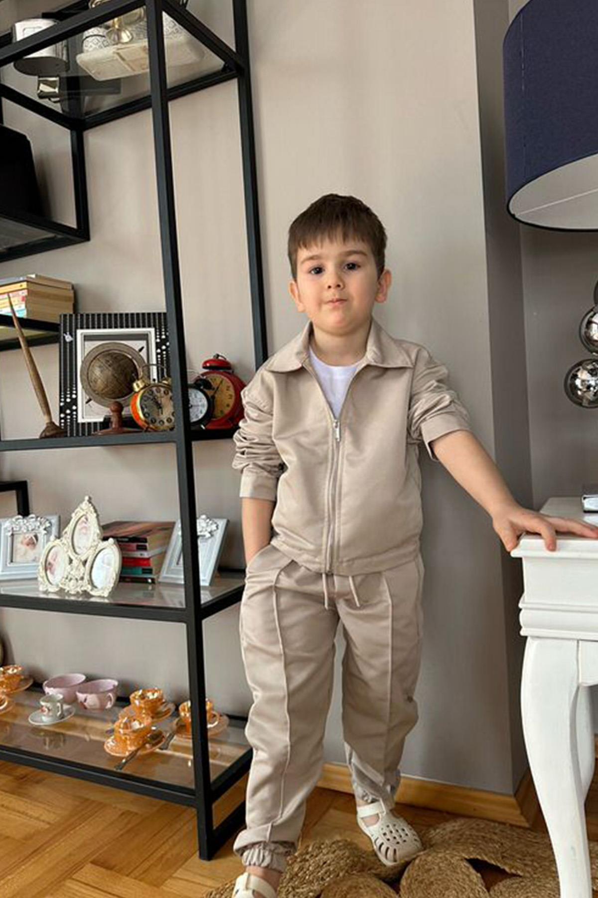 Fermuarlı Ceket Takım Krem