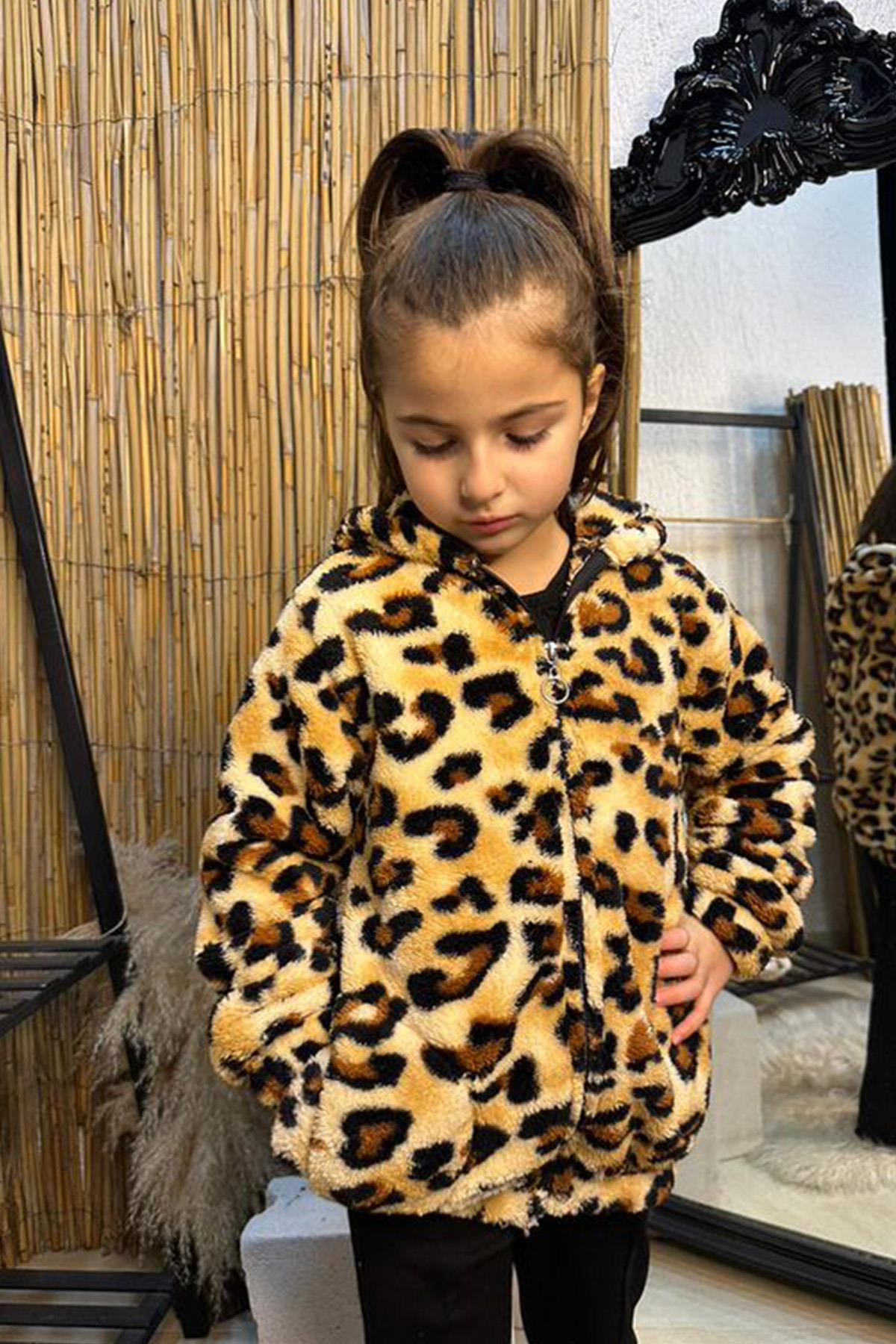 Leopar Desenli Peluş Mont 