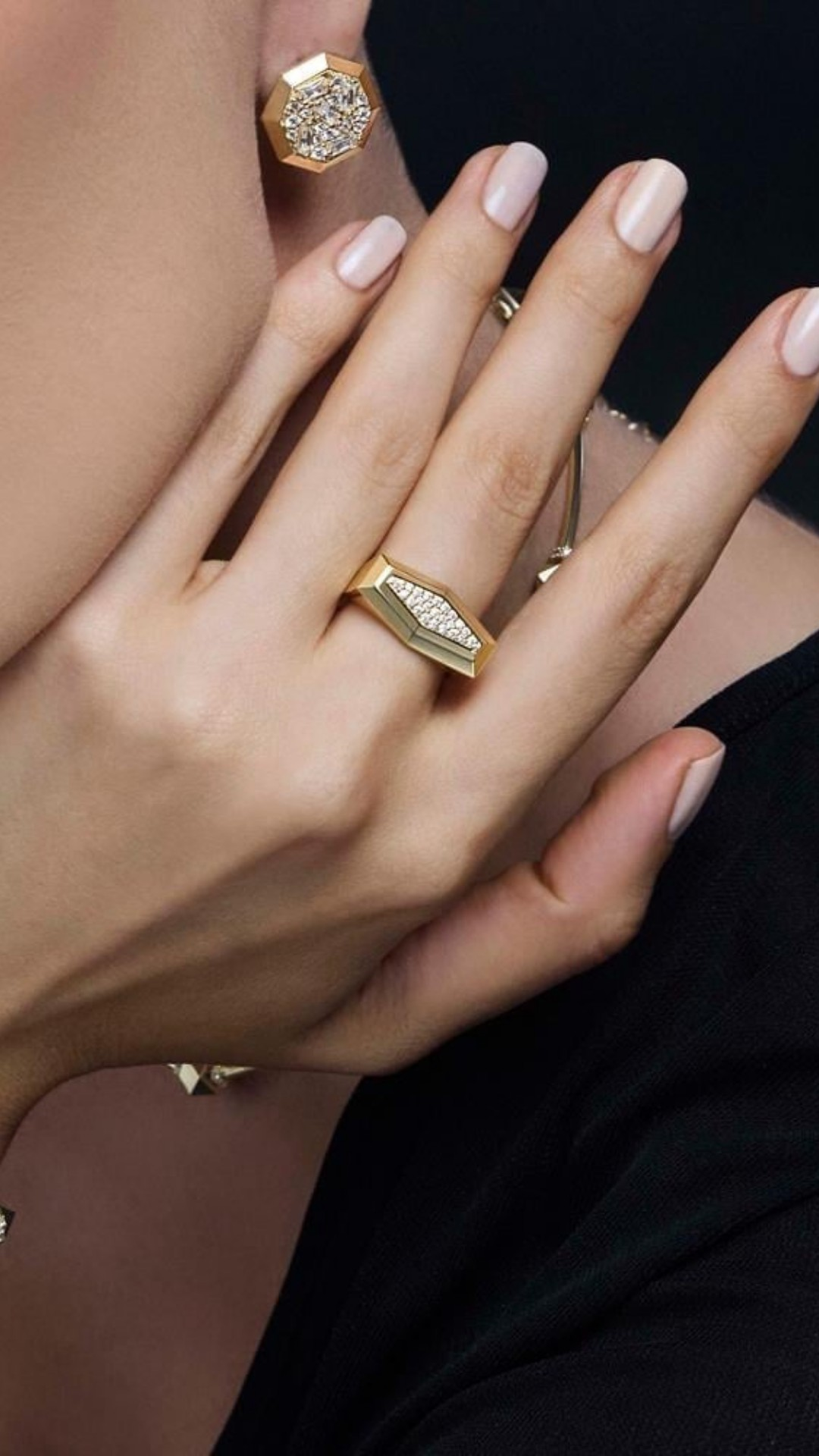 Altıgen Taşlı Yüzük