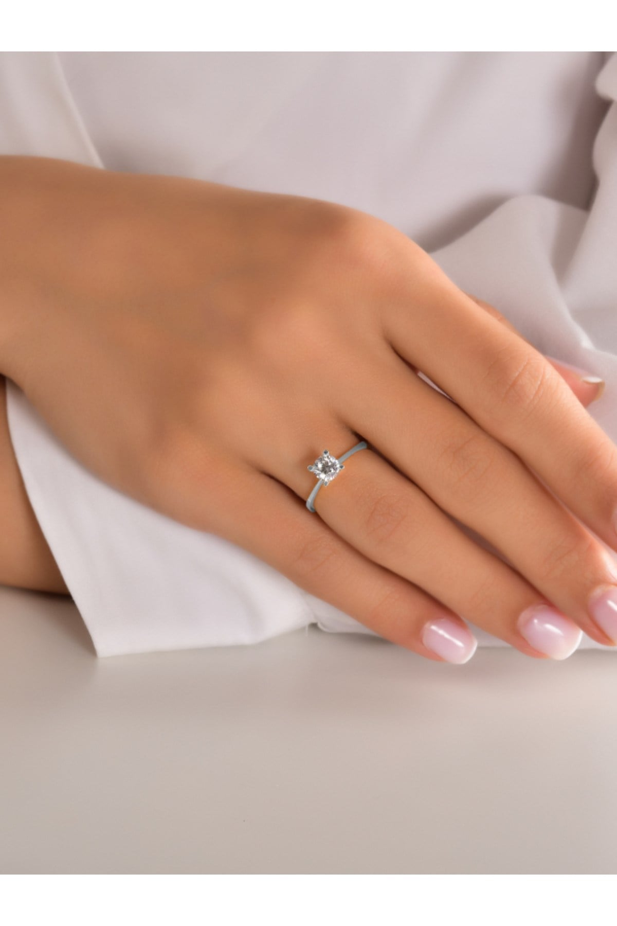 Altın Tektaş Yüzük