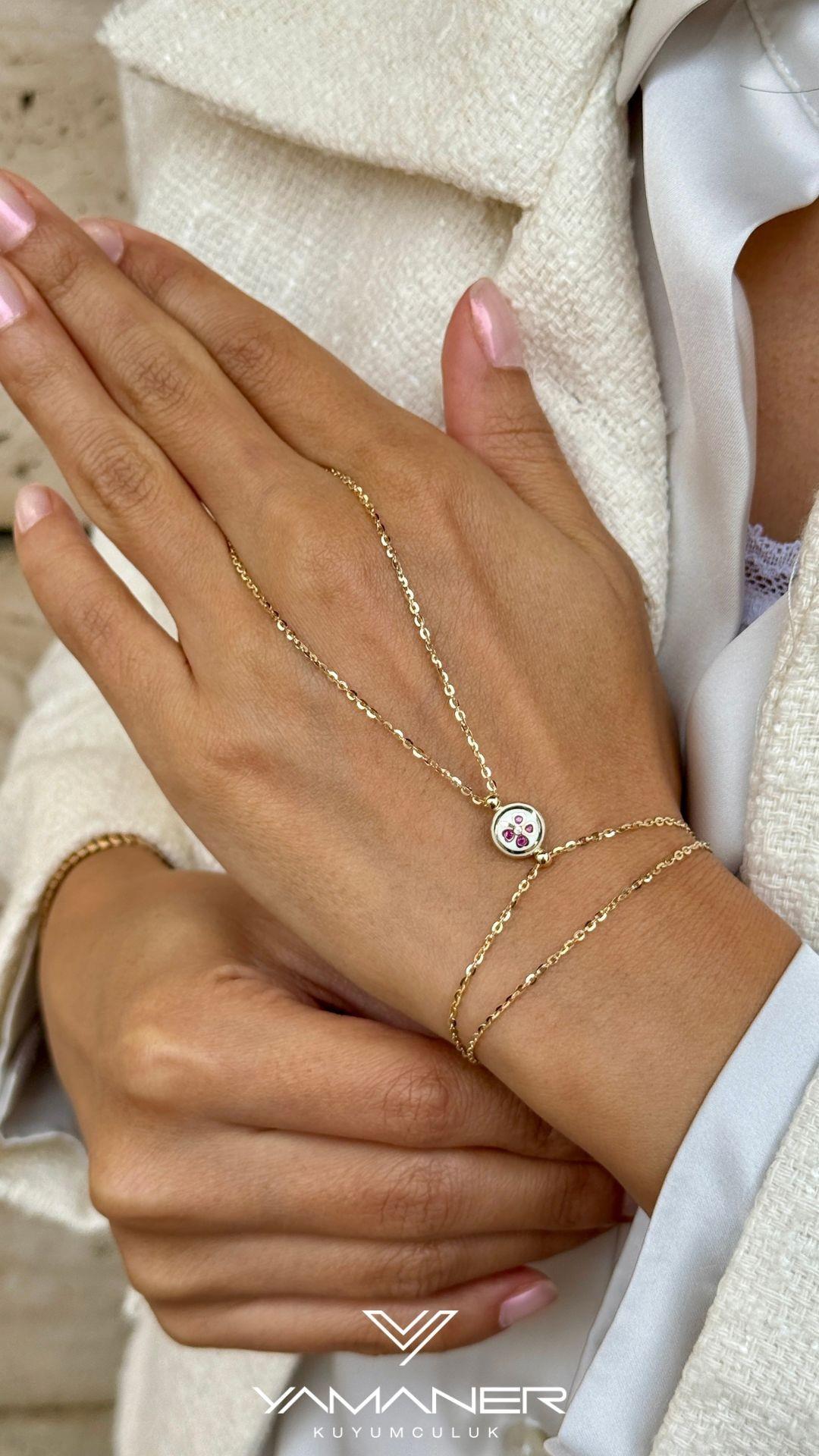 Cetaş Eterna Renkli Taşlı Yonca Figürlü Şahmeran