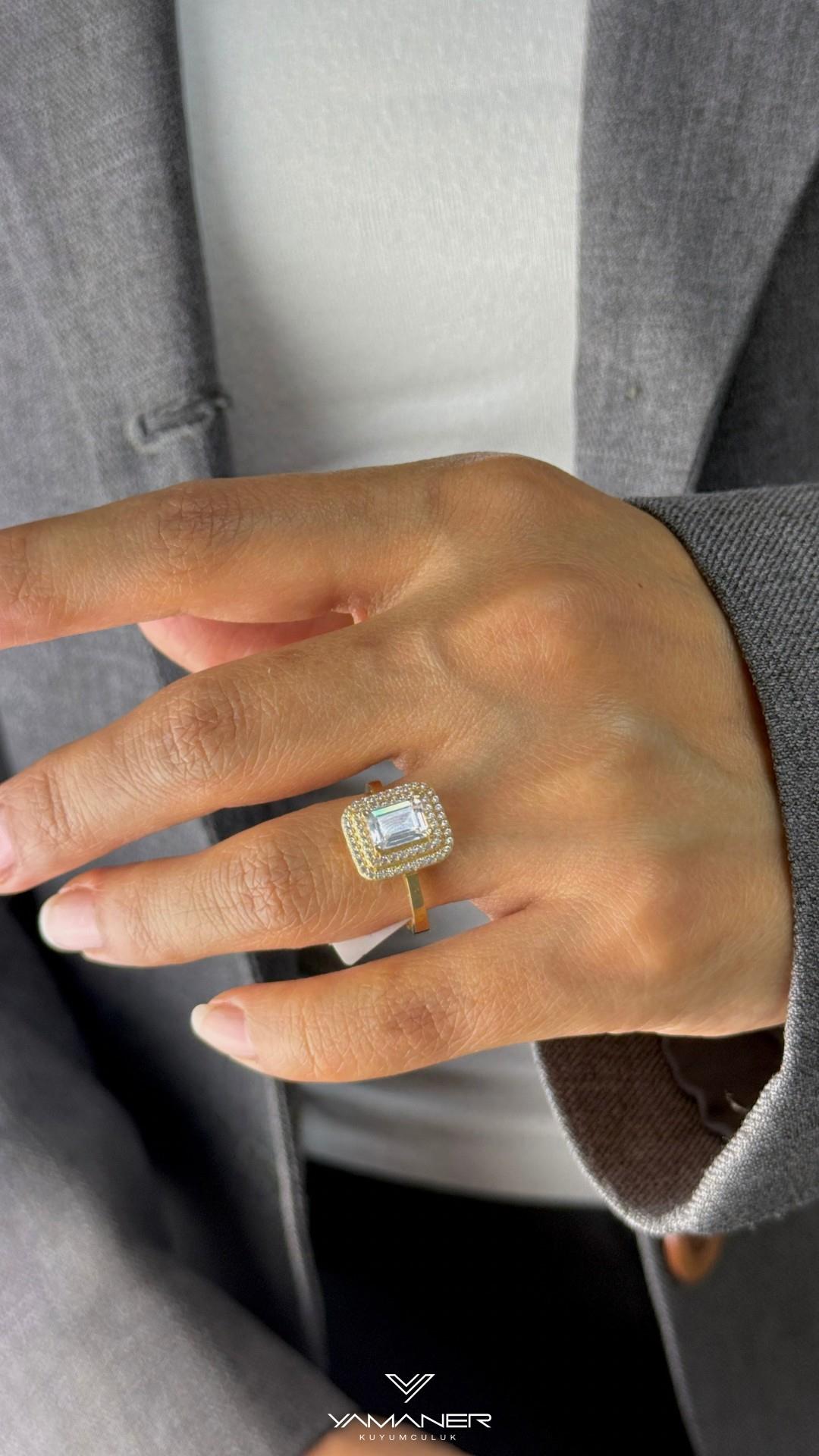 Çift Sıra Çerçeveli Baget Yüzük