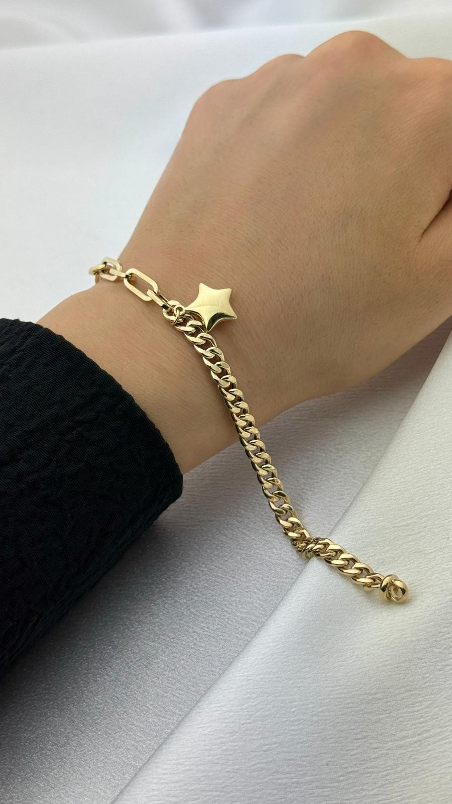 Çift Tasarımlı Yıldız Sallantılı Bileklik