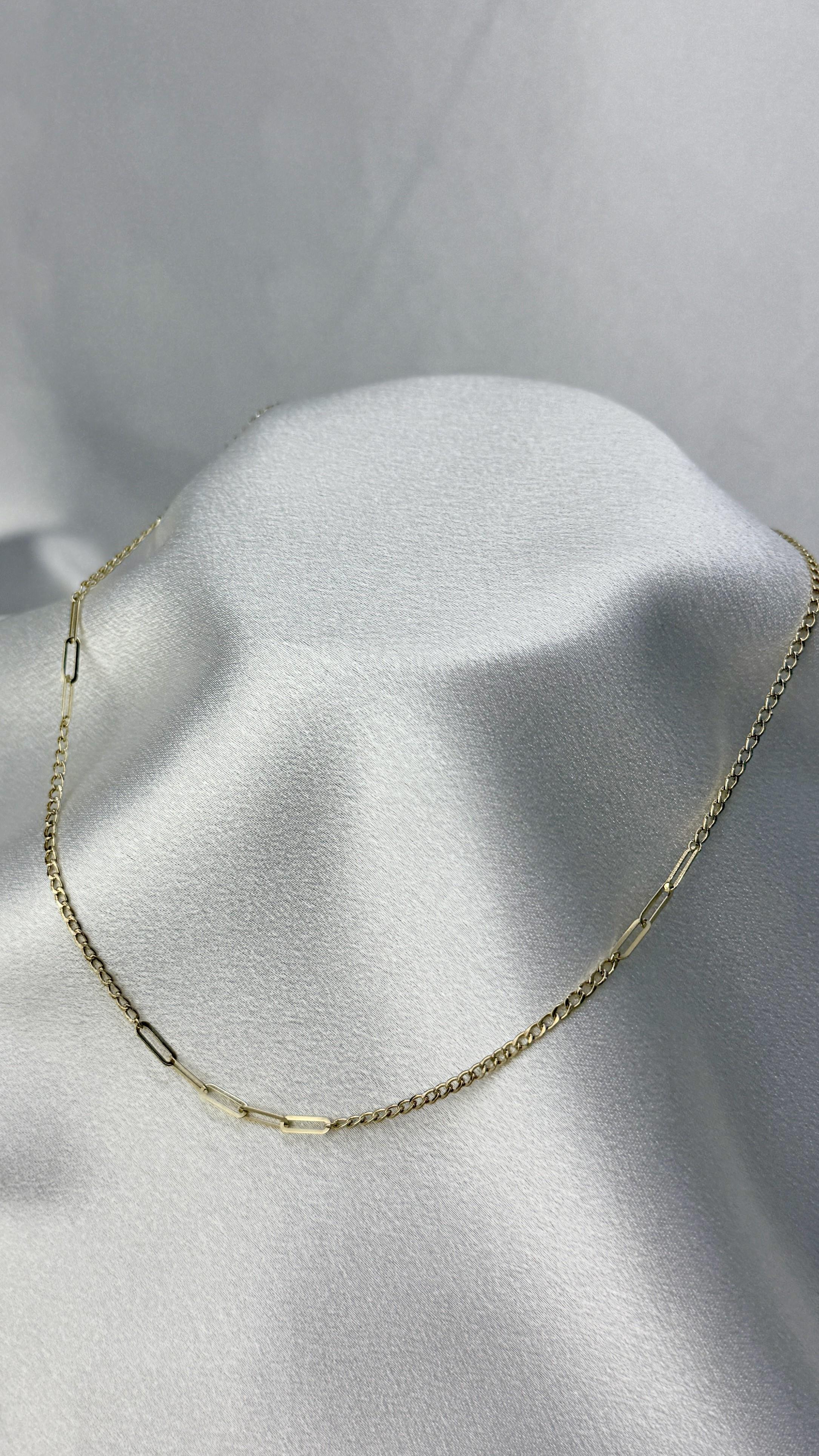 Çıtır Ataç Figürlü Altın Zincir Kolye