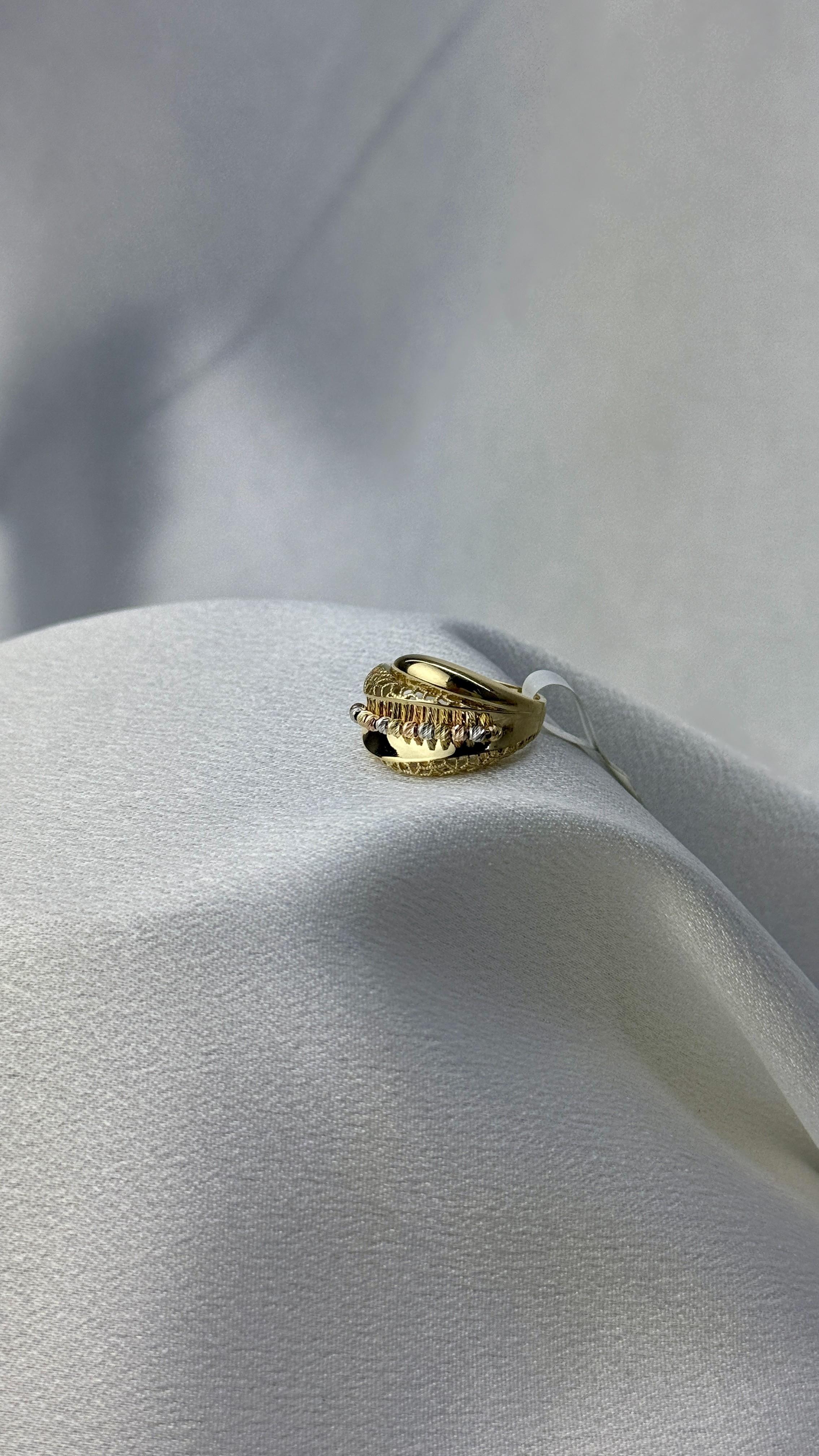 Dorika Toplu Tasarım Altın Yüzük