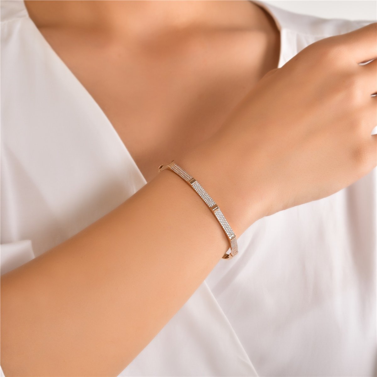 Taşlı Rose Renk Kelepçe Bilezik