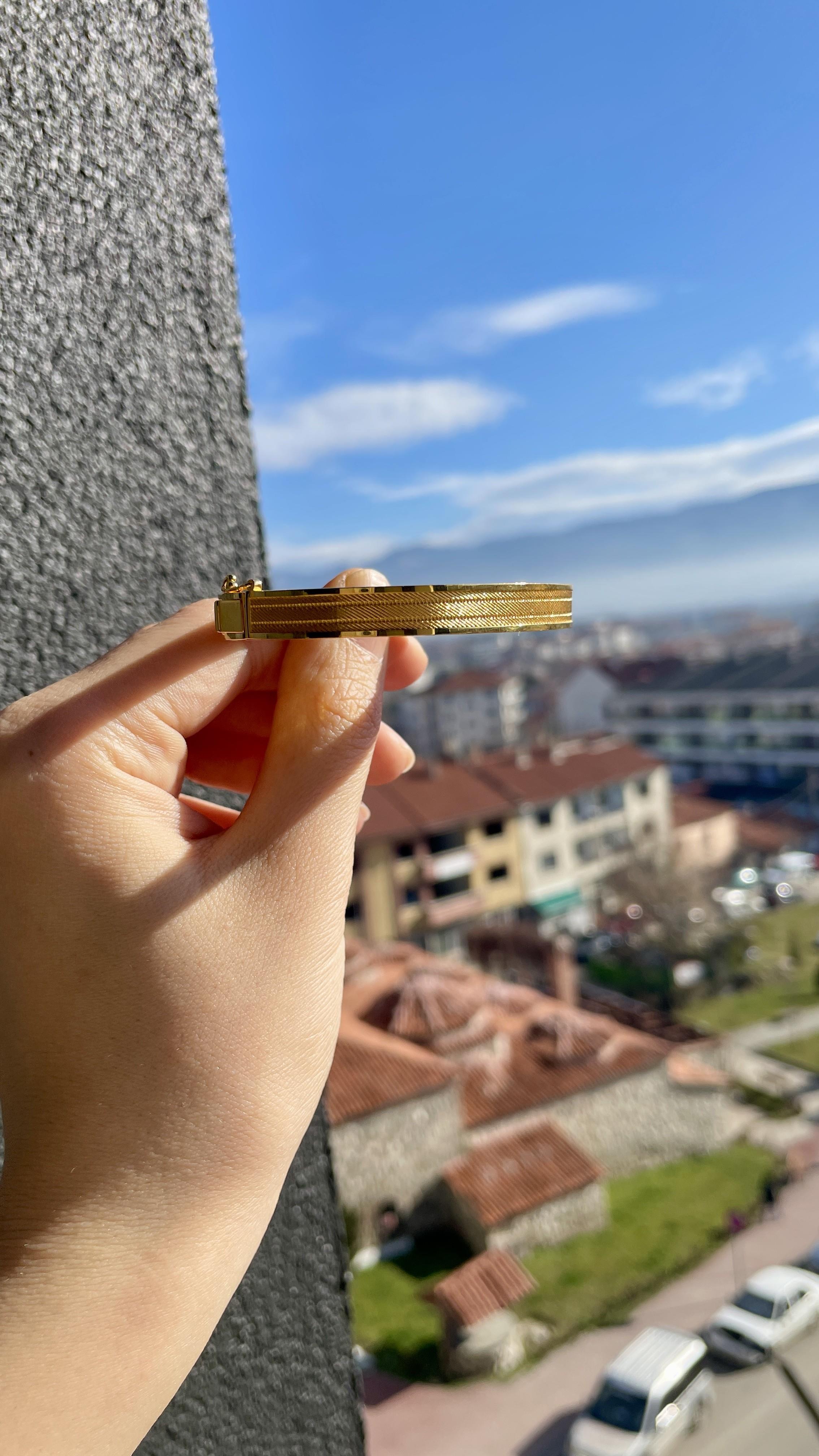 Hasır Kelepçe Altın Bilezik